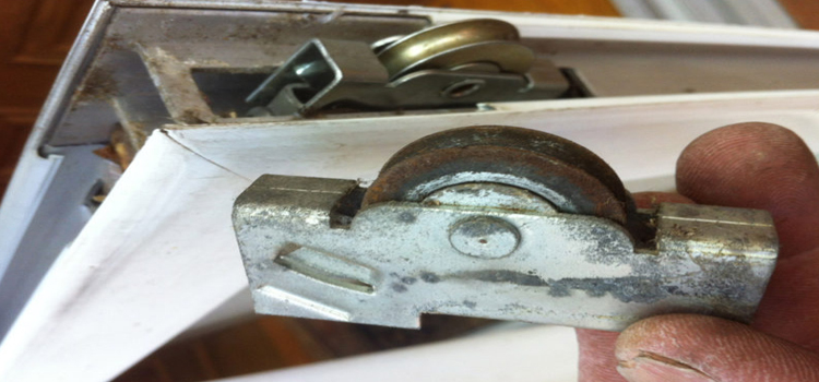 screen door roller repair in Cooper City